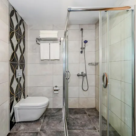 Seren 2 Hotel