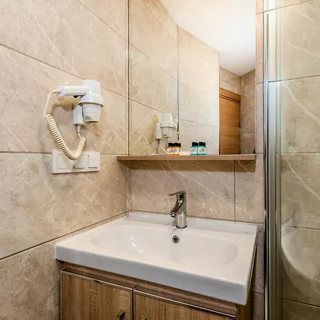 Seren 2 Hotel 3*